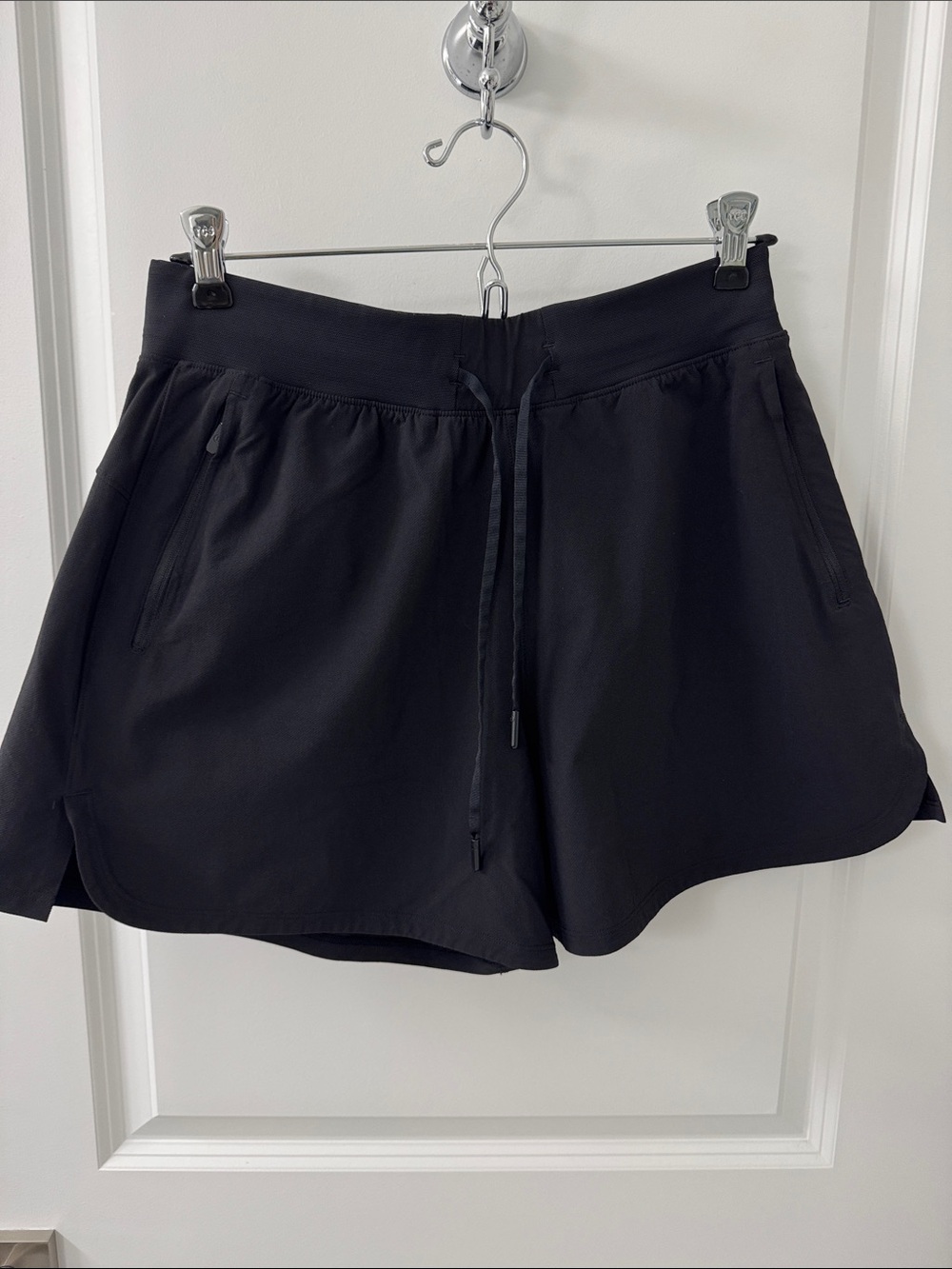 Lululemon License to Train HR Short 4” Black Size 8